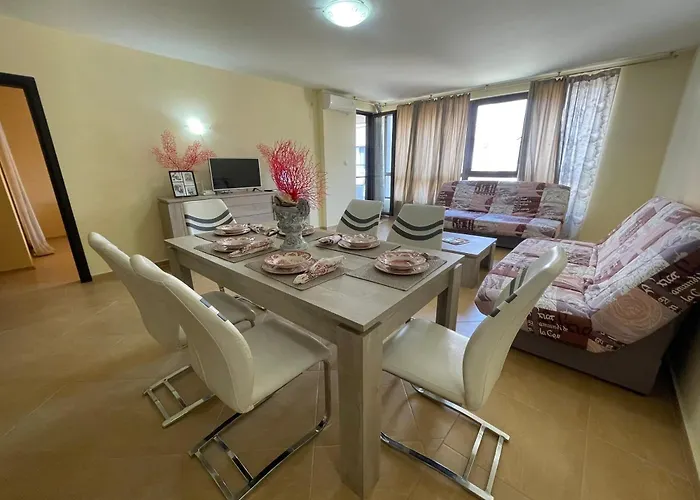 Apartment Luxury Apartments By The Beach - Pomorie