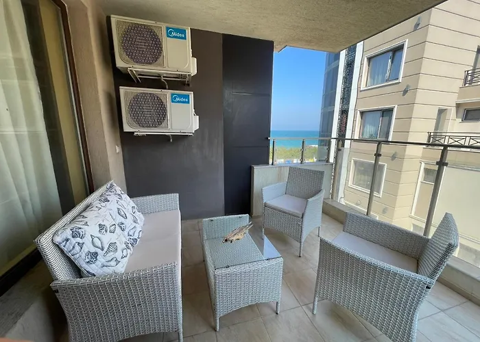 Apartment Luxury Apartments By The Beach - Pomorie Pomorie
