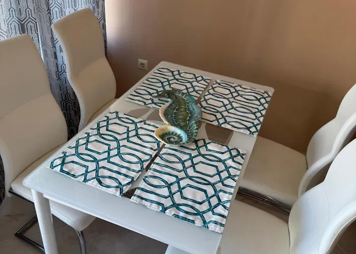 Luxury Apartments By The Beach - Pomorie Apartment *